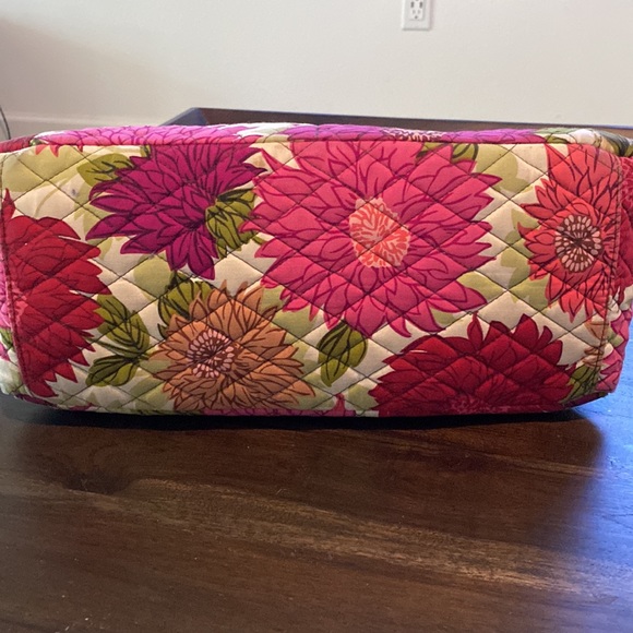 Vera Bradley Retired Pattern Hello Dahlia Quilted Shoulder Tote Satchel Handbag - Picture 6 of 12